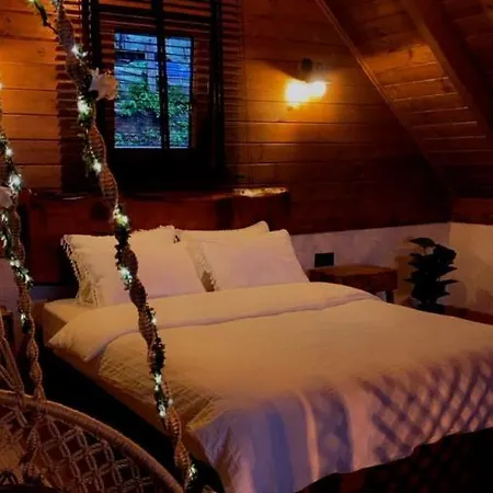 Lavinya Aparthotel